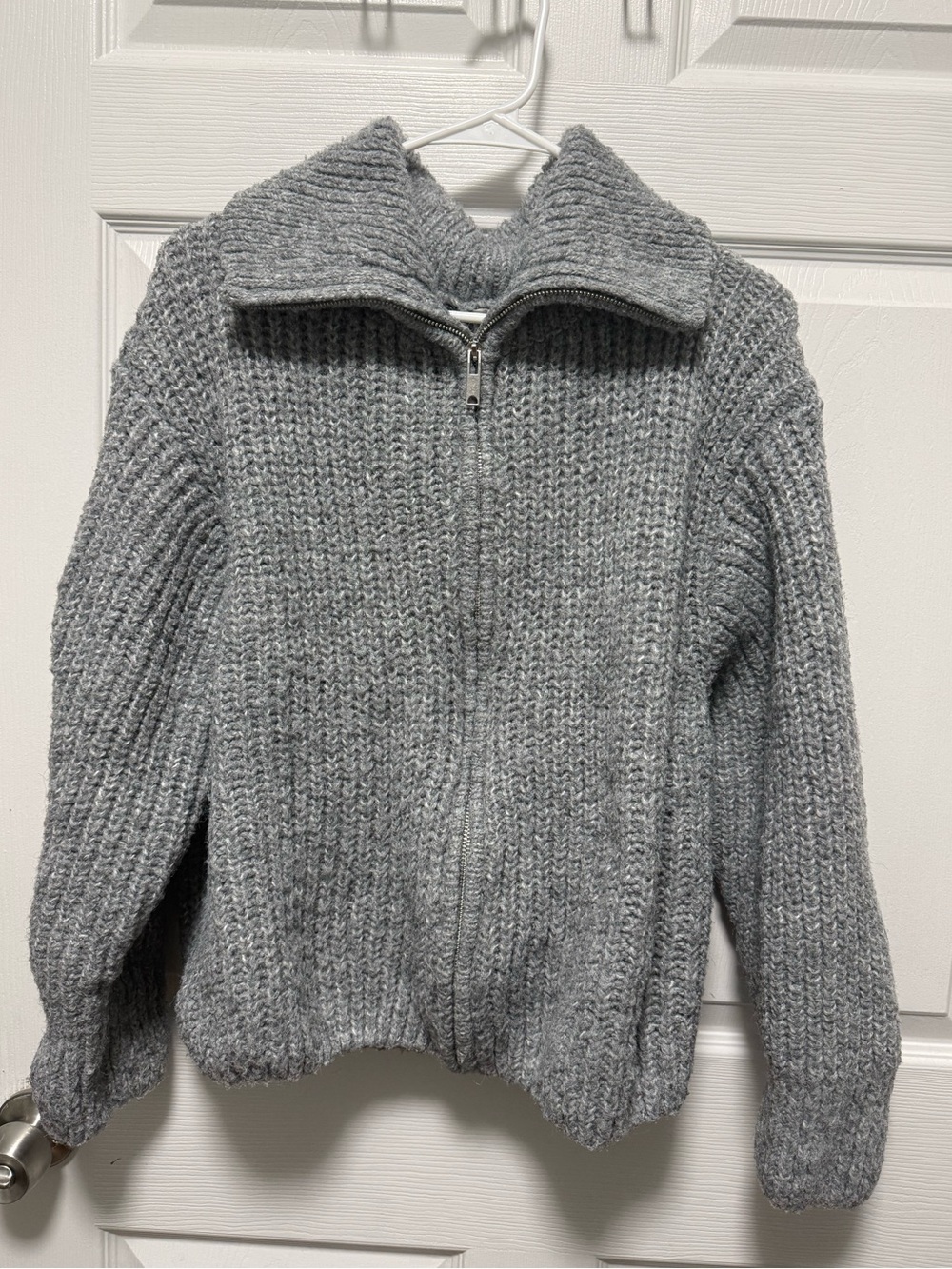 H&M Light Gray Chunky Knit Zip-Up Sweater